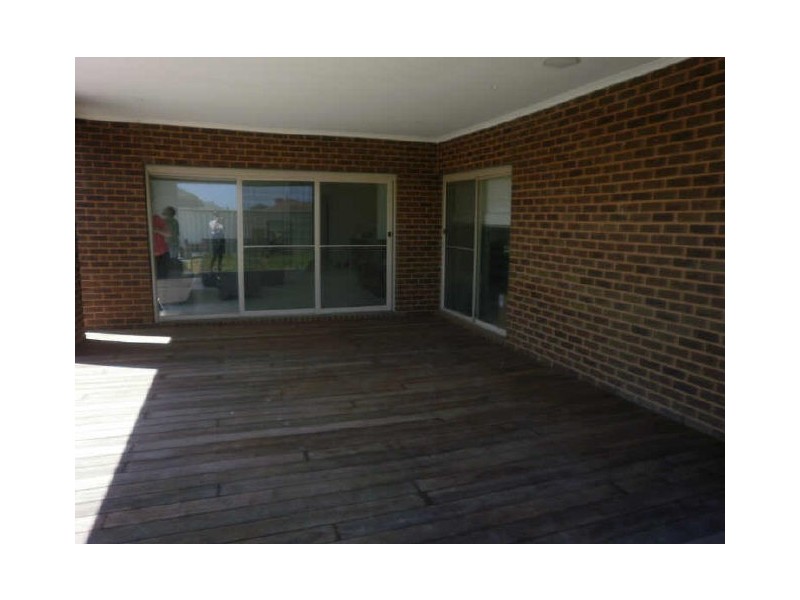 51 Banjo Patterson Drive, Pakenham VIC 3810