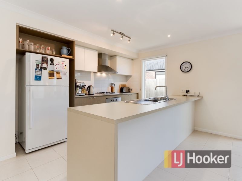 43 Belvedere Drive, Pakenham VIC 3810