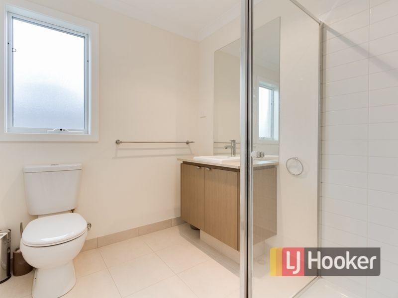 43 Belvedere Drive, Pakenham VIC 3810