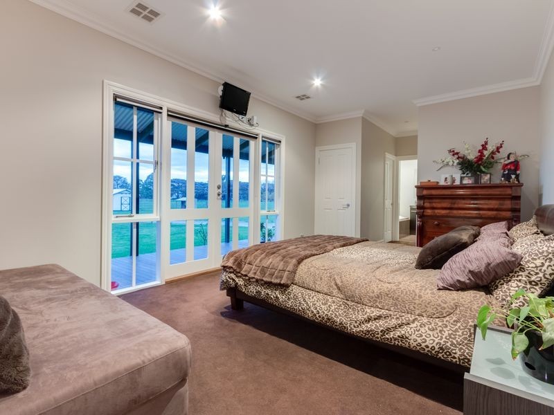 224 Fourteen Mile Road, Garfield VIC 3814