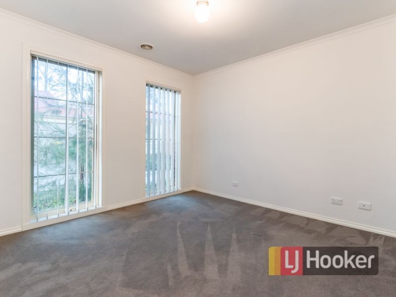 11/40 Army Road, Pakenham VIC 3810