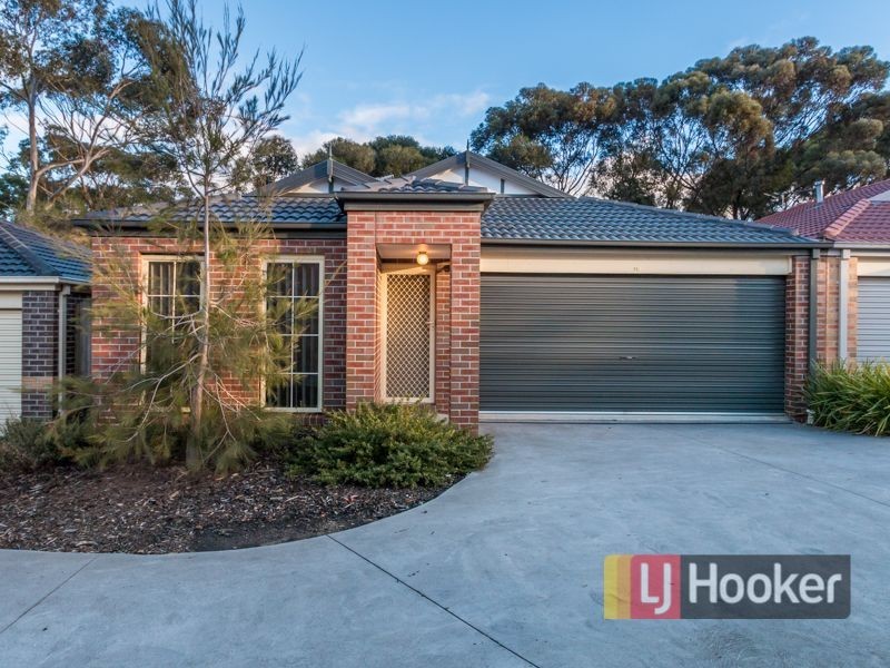 11/40 Army Road, Pakenham VIC 3810