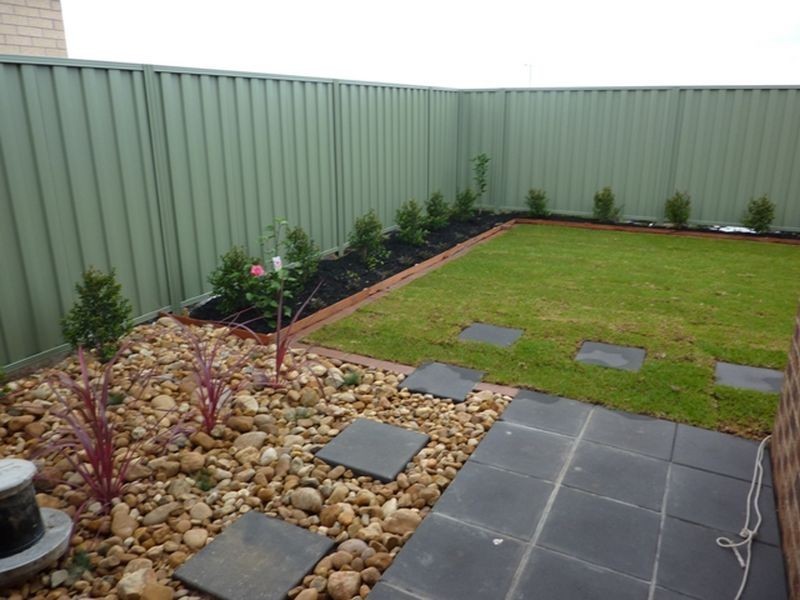 6 Cohens Way, Pakenham VIC 3810