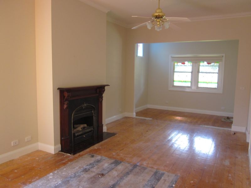 15 Henty Street, Pakenham VIC 3810