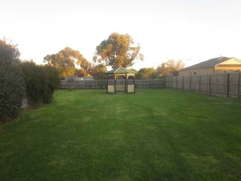 15 Henty Street, Pakenham VIC 3810