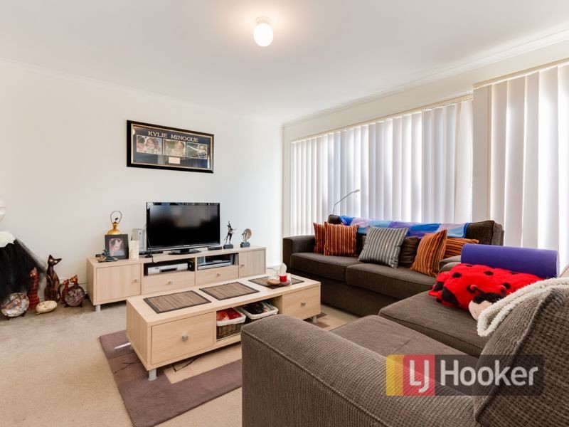 3/3 Hale Place, Pakenham VIC 3810