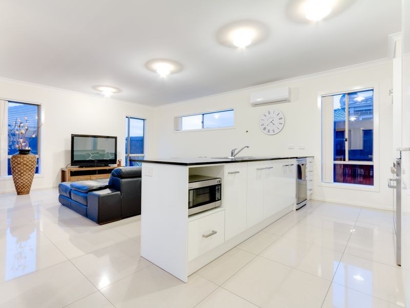 34 Viridian Avenue, Officer VIC 3809