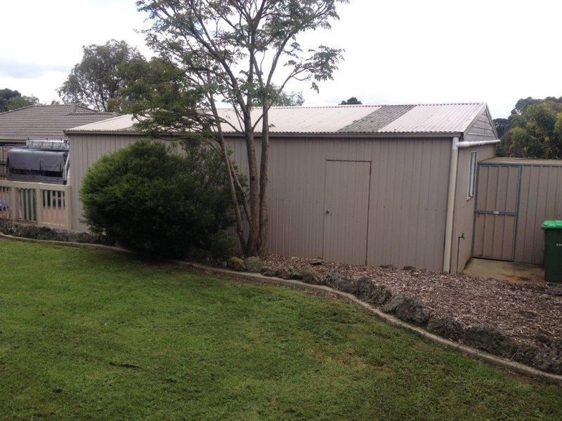 2 Dobson Court, Pakenham VIC 3810