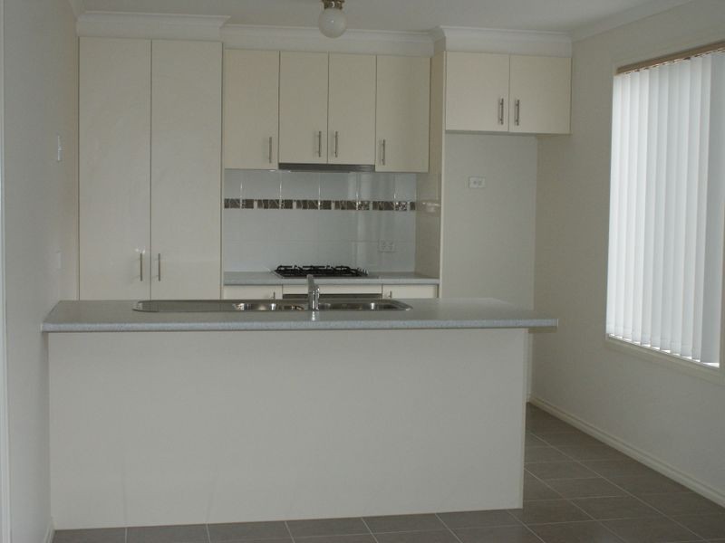 8 Olivia Court, Pakenham VIC 3810