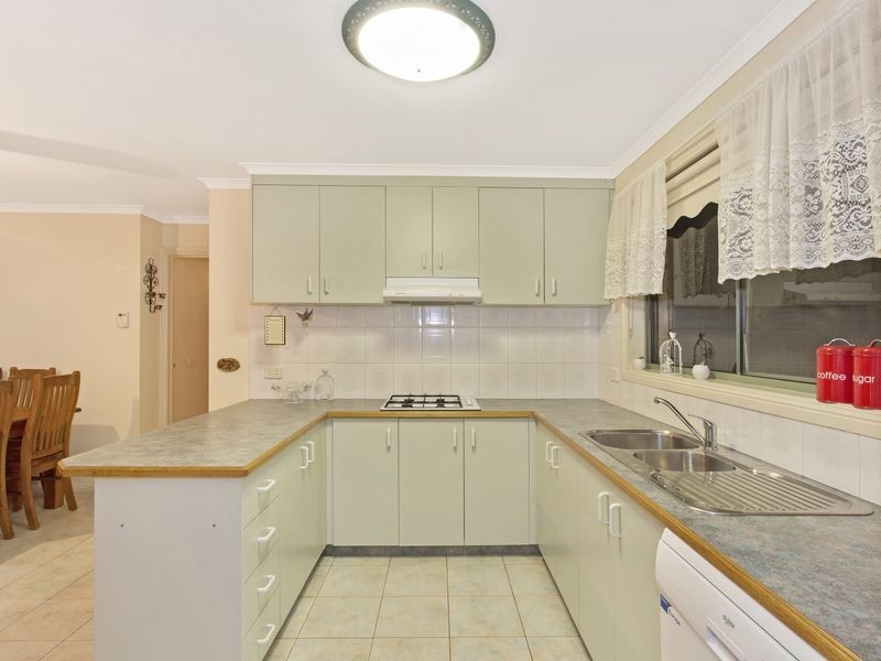 8 Manning Court, Pakenham VIC 3810