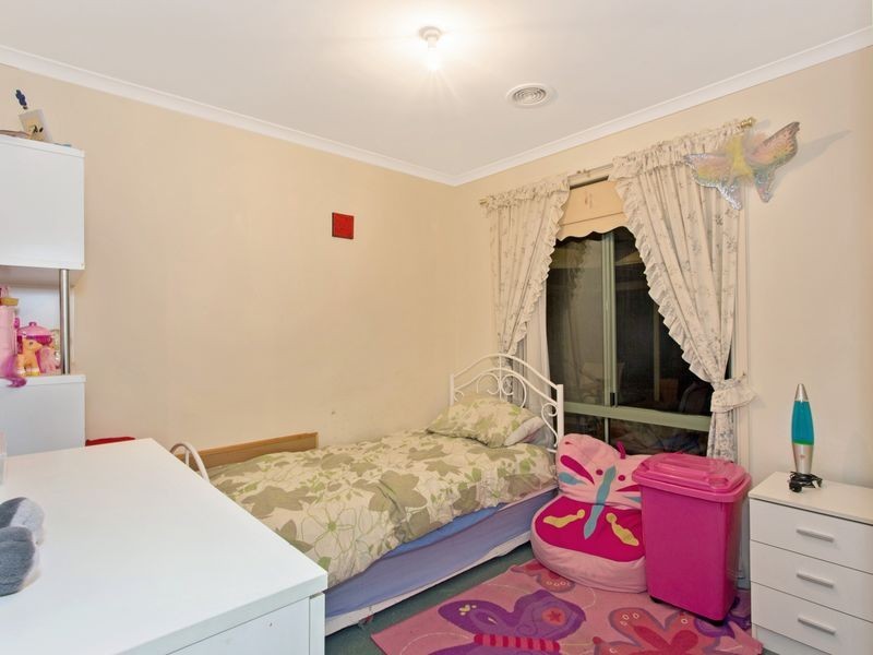 8 Manning Court, Pakenham VIC 3810