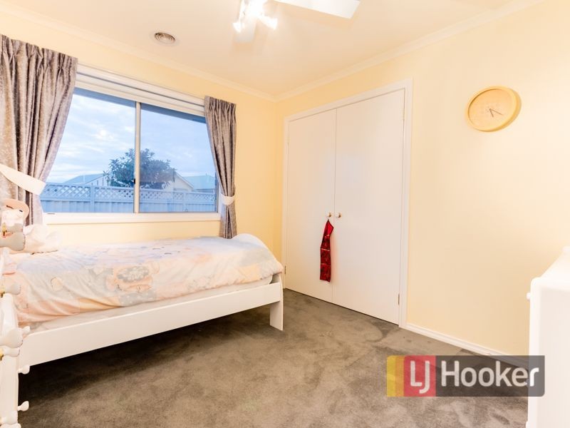 28 Hartland Circuit, Pakenham VIC 3810