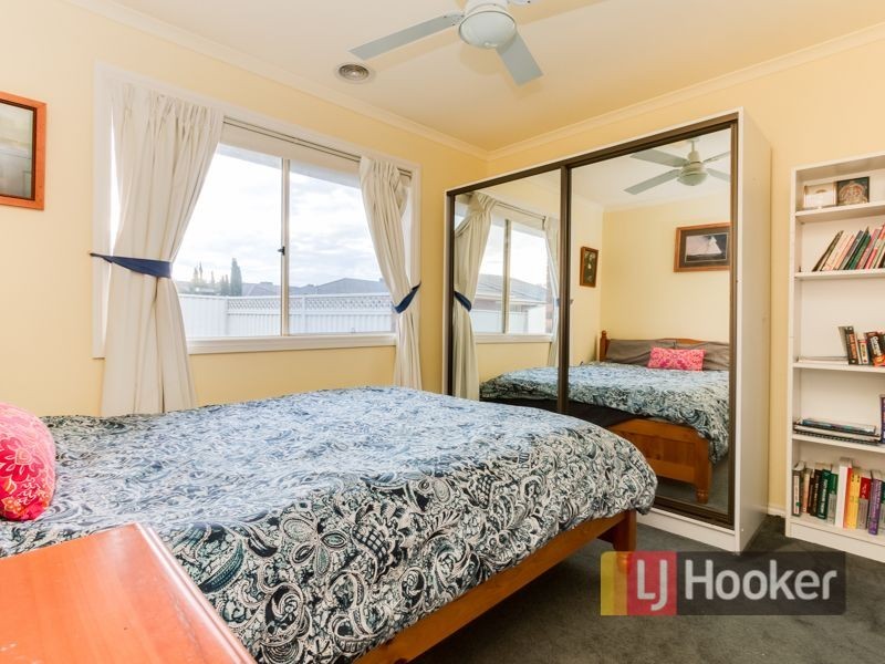 28 Hartland Circuit, Pakenham VIC 3810