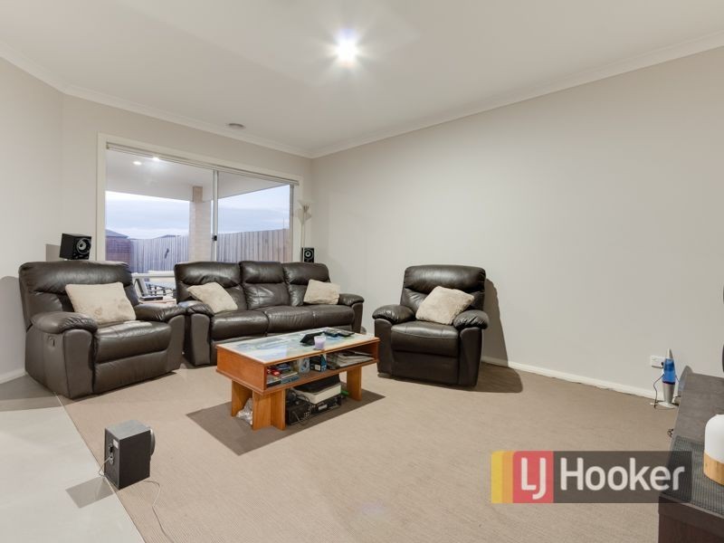 9 Fern Street, Officer VIC 3809