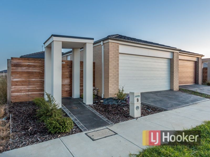 9 Fern Street, Officer VIC 3809