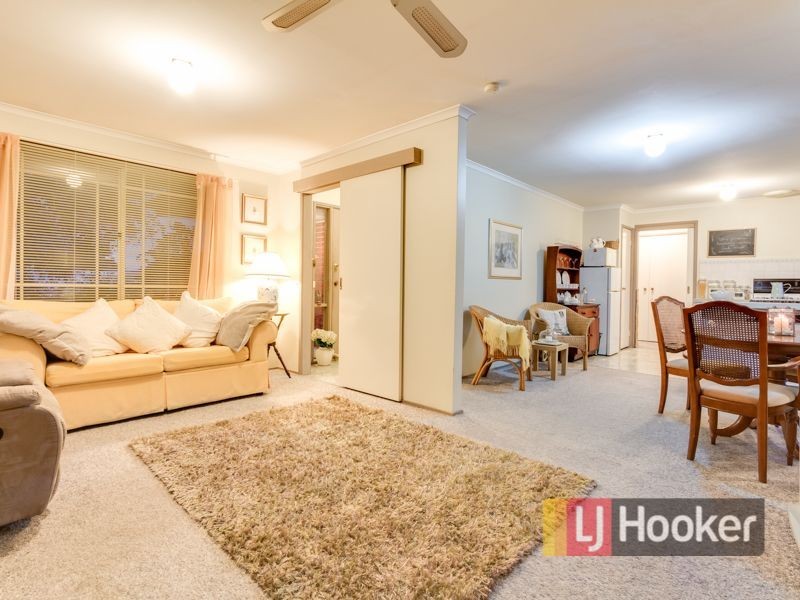 1/83 Racecourse Road, Pakenham VIC 3810