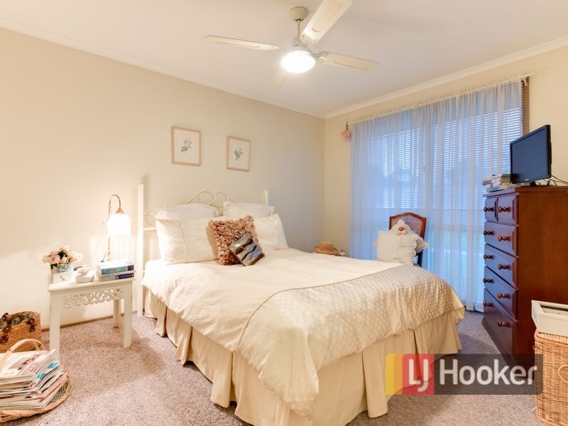 1/83 Racecourse Road, Pakenham VIC 3810