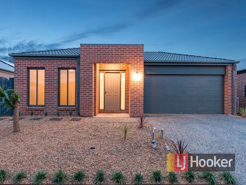 14 Ravensdale Avenue, Officer VIC 3809