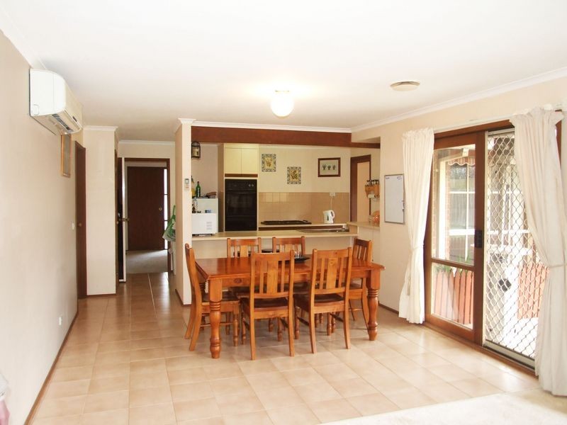 3 Jan Maree Court, Pakenham VIC 3810