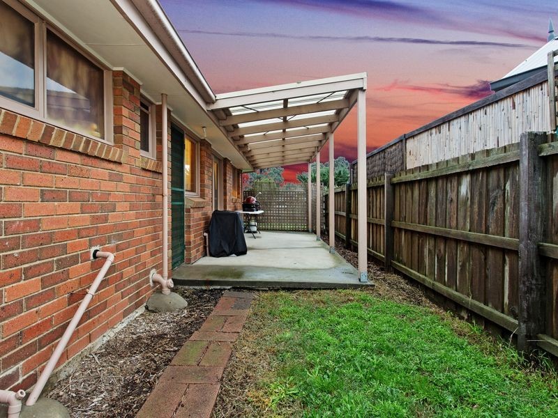31 Cameron Way, Pakenham VIC 3810
