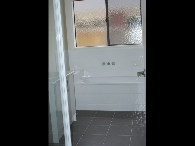 55 Fallingwater Drive, Pakenham VIC 3810