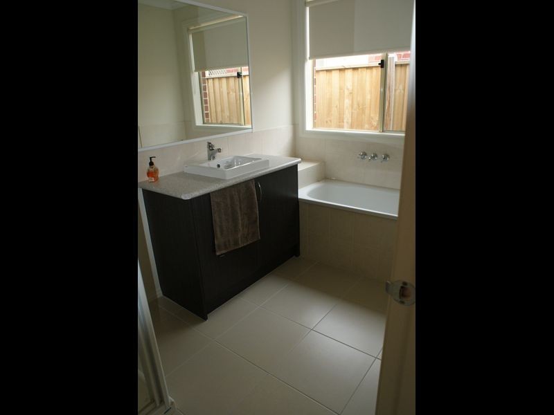 44 Arden Avenue, Pakenham VIC 3810