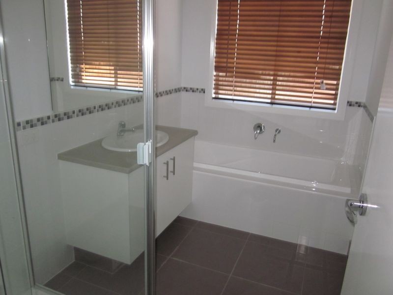 92 Gallery Way, Pakenham VIC 3810