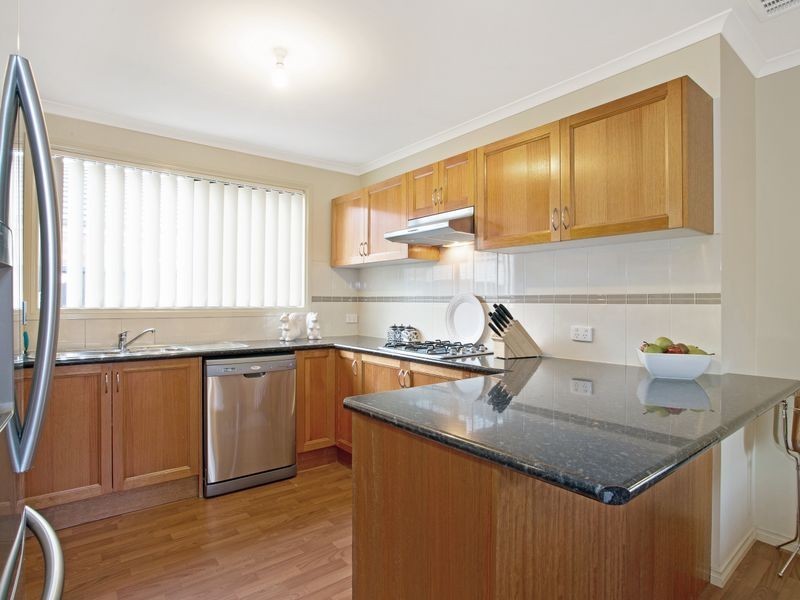 40 Laurina Link, Pakenham VIC 3810