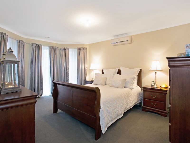 40 Laurina Link, Pakenham VIC 3810