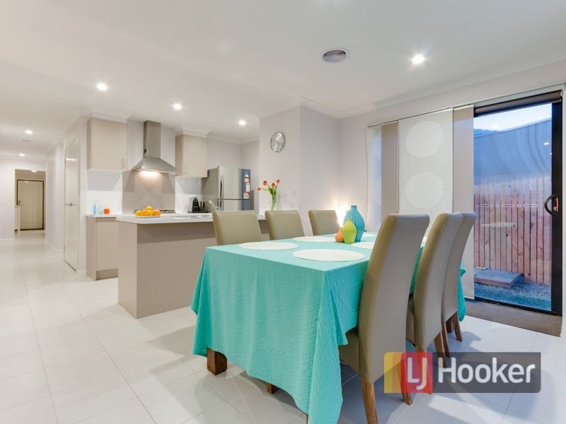 54 Clarendon Street, Pakenham VIC 3810