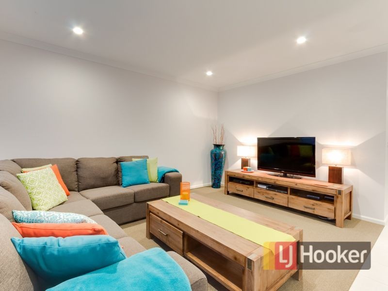 54 Clarendon Street, Pakenham VIC 3810