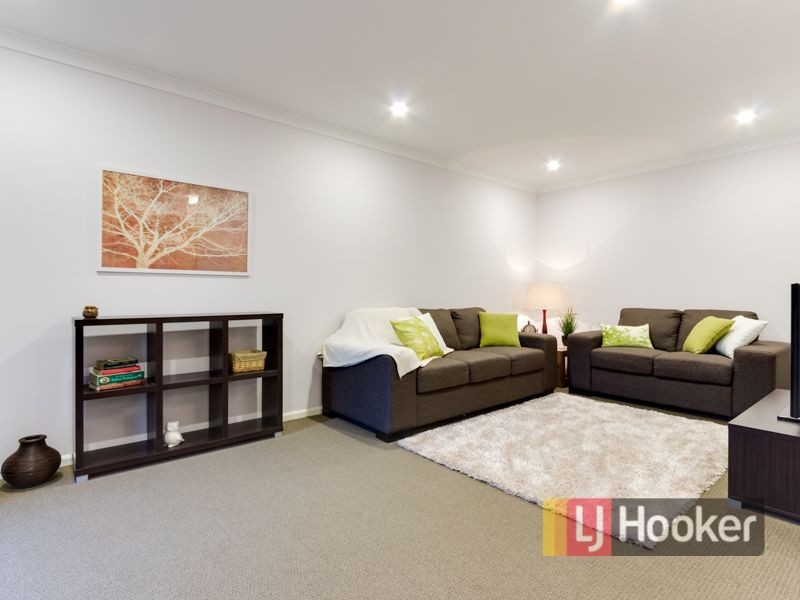 54 Clarendon Street, Pakenham VIC 3810