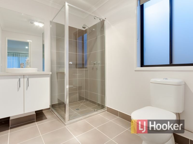 54 Clarendon Street, Pakenham VIC 3810