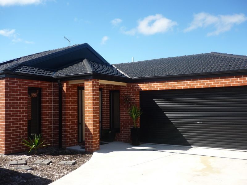 3a Pomegrante Way, Pakenham VIC 3810