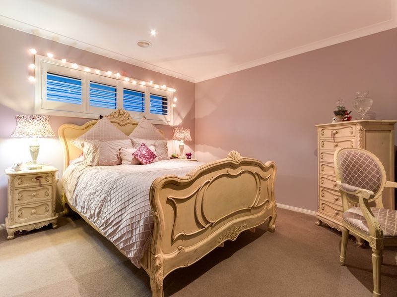 6 Cormorant Parade, Pakenham VIC 3810