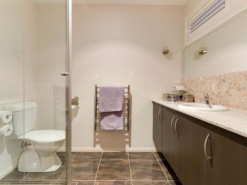 6 Cormorant Parade, Pakenham VIC 3810