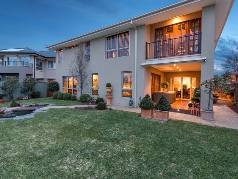 6 Cormorant Parade, Pakenham VIC 3810