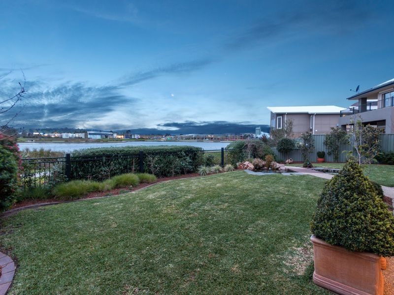 6 Cormorant Parade, Pakenham VIC 3810