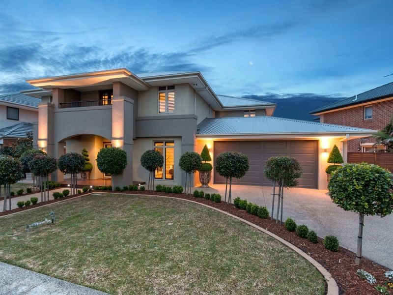 6 Cormorant Parade, Pakenham VIC 3810