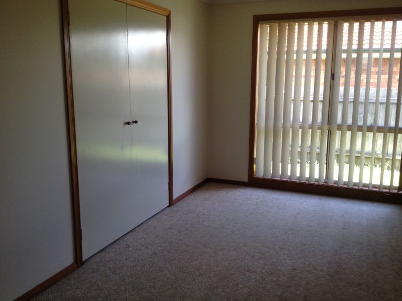 4/11-13 Carlyle Street, Pakenham VIC 3810