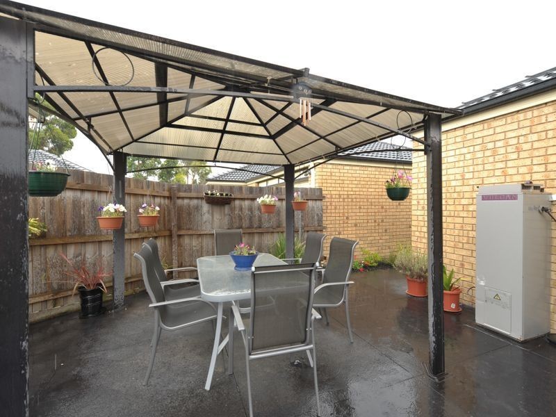 4/22 Parman Avenue, Pakenham VIC 3810