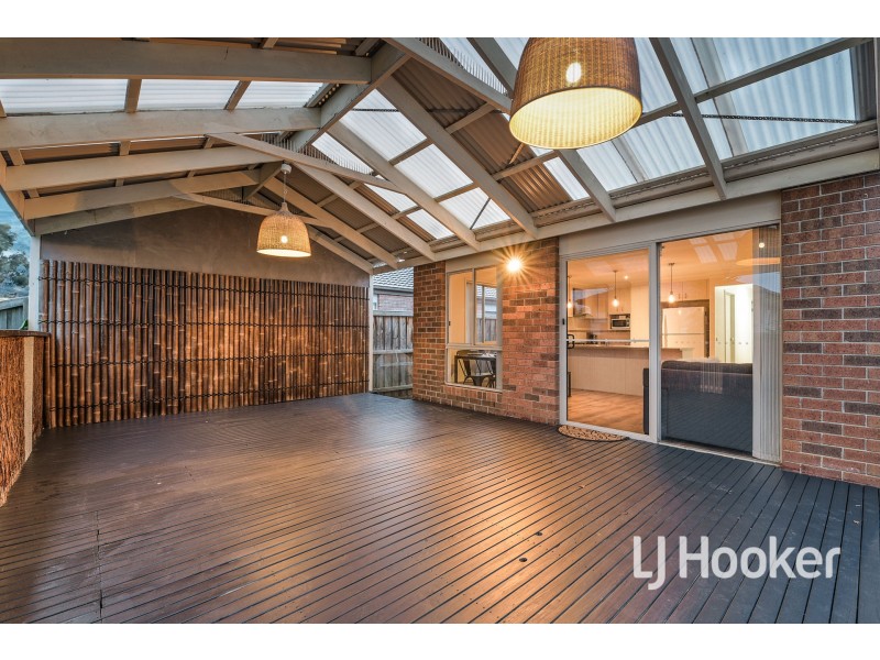 30 Kimberley Grove, Pakenham VIC 3810