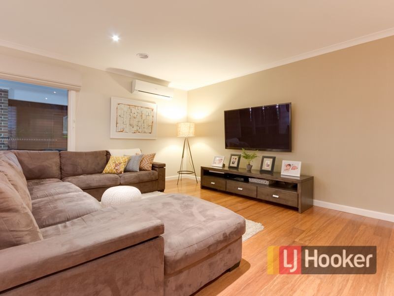 53 Villella Drive, Pakenham VIC 3810