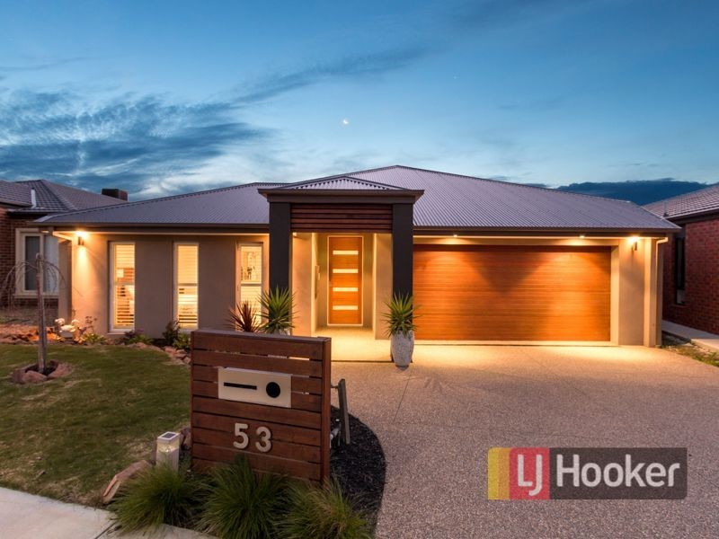 53 Villella Drive, Pakenham VIC 3810