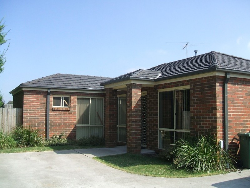 8/21 Pakenham Road, Pakenham VIC 3810