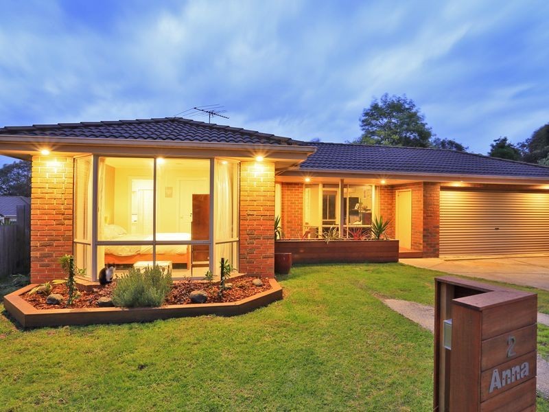 2 Anna Court, Pakenham VIC 3810