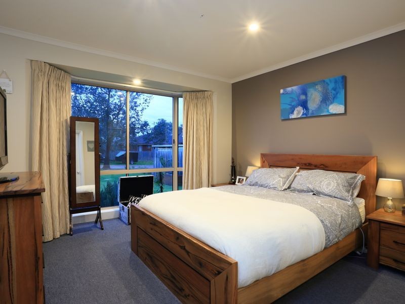 2 Anna Court, Pakenham VIC 3810