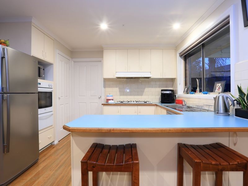 2 Anna Court, Pakenham VIC 3810