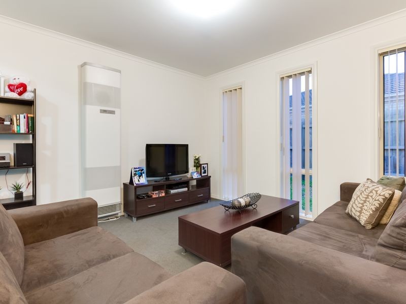 3/21-31 Parman Avenue, Pakenham VIC 3810