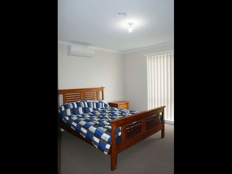 1 Spencer Place, Pakenham VIC 3810